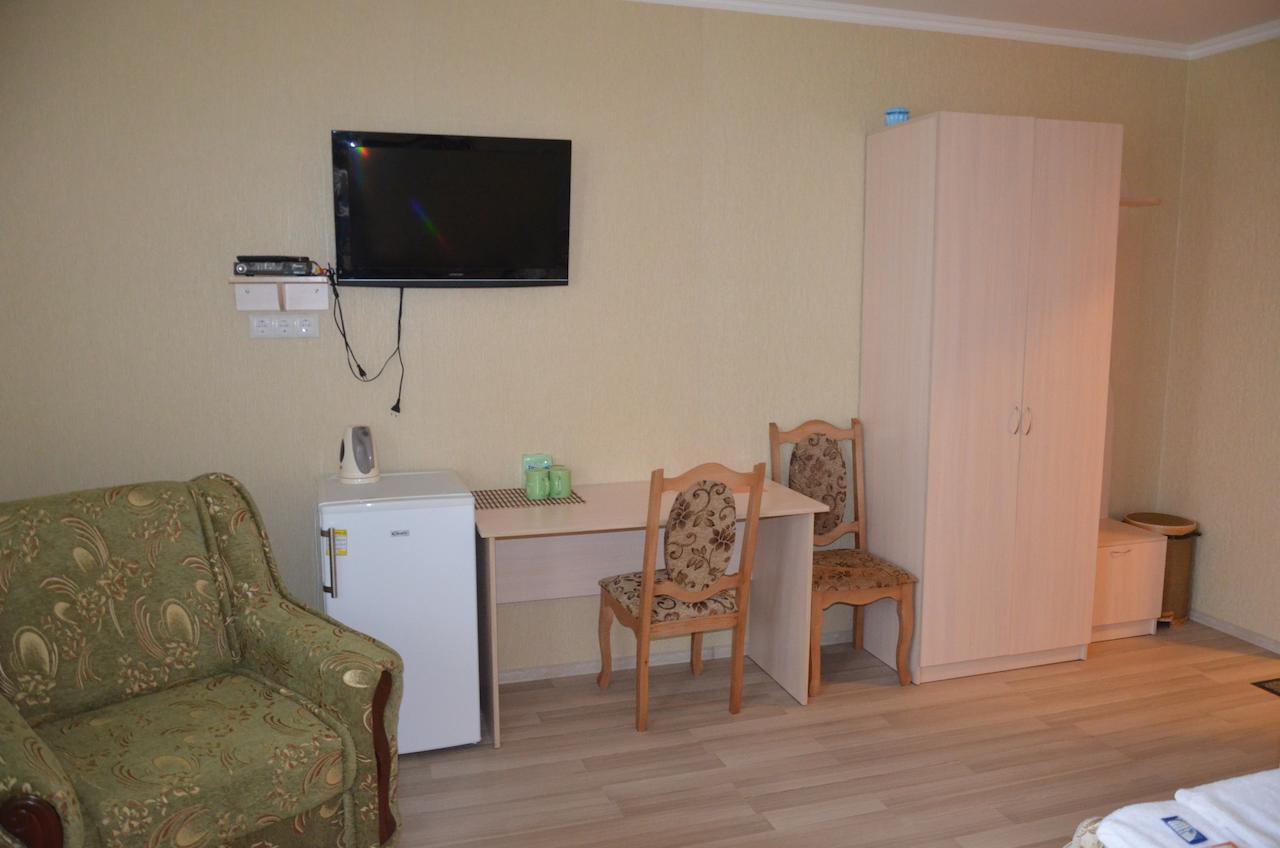 Atlant Hotel Ostroh Camera foto